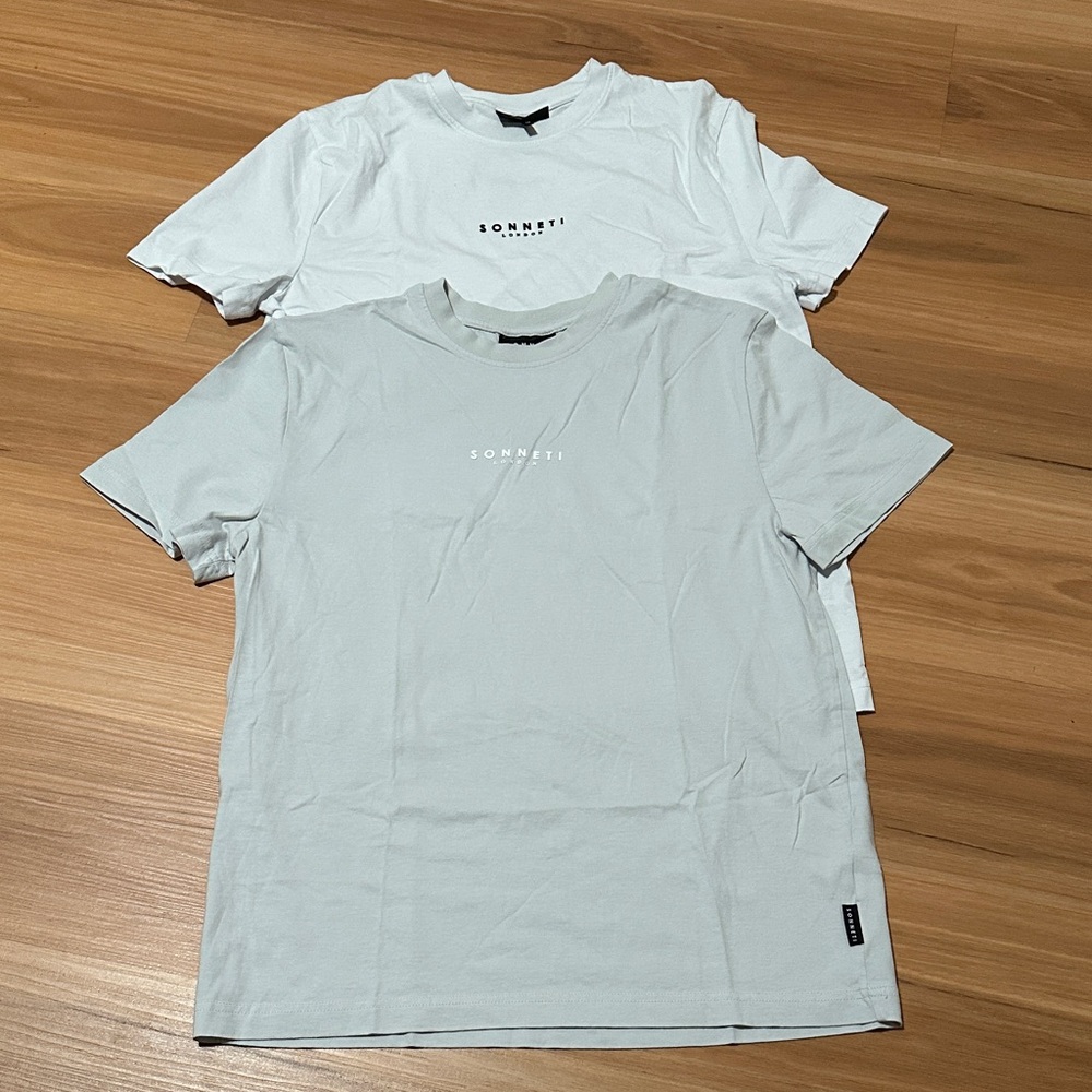 White and Gray Men's Short Sleeve Tees bundle
